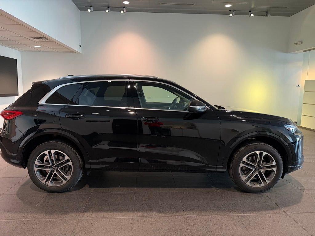 Used 2025 Audi Q5 Premium w/ Convenience Package AWD/4WD image 33