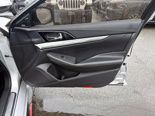 Used 2020 Nissan Maxima 3.5 SL w/ Floor Mat Group FWD image 30