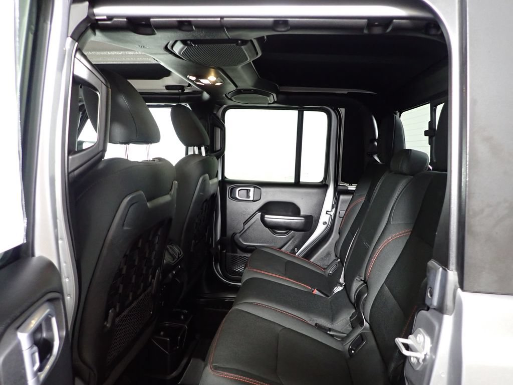 Used 2020 Jeep Gladiator Rubicon AWD/4WD image 33