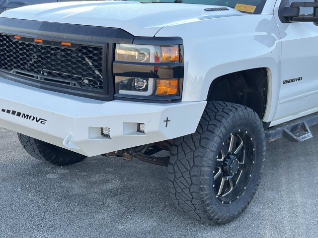 Used 2015 Chevrolet Silverado 2500 LT AWD/4WD image 9