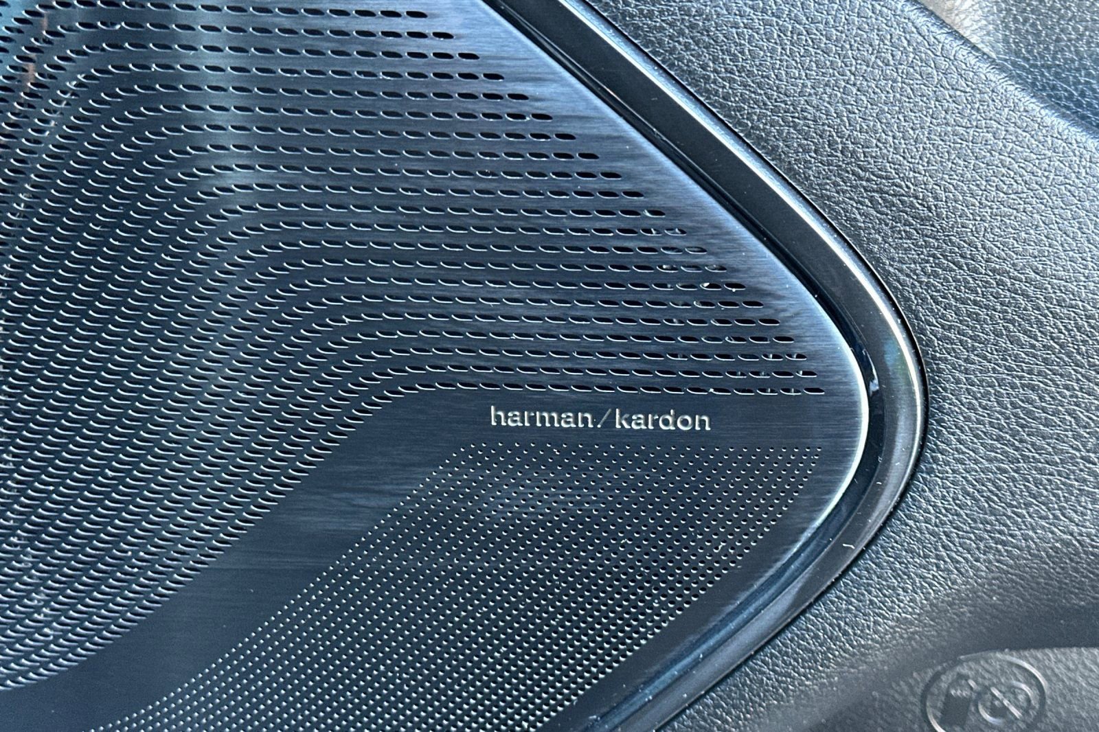 Used 2023 RAM 1500 Limited w/ Night Edition image 19