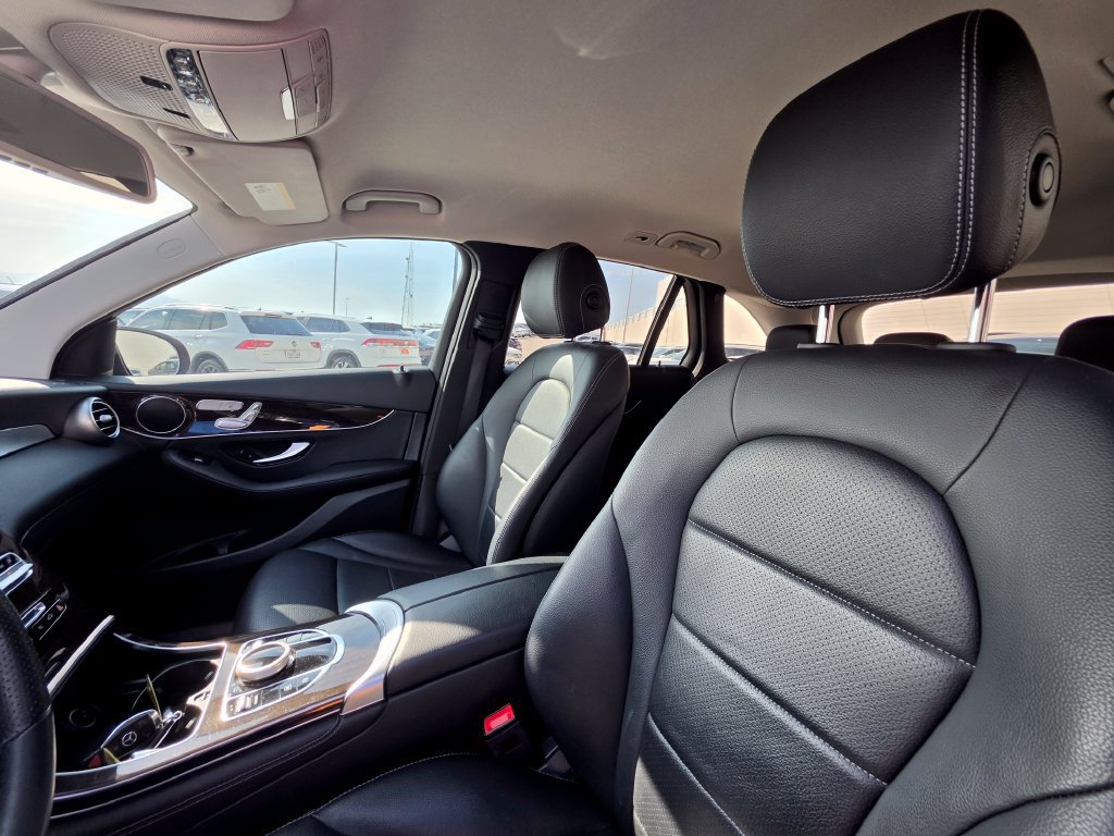 Used 2019 Mercedes-Benz GLC 300 image 12