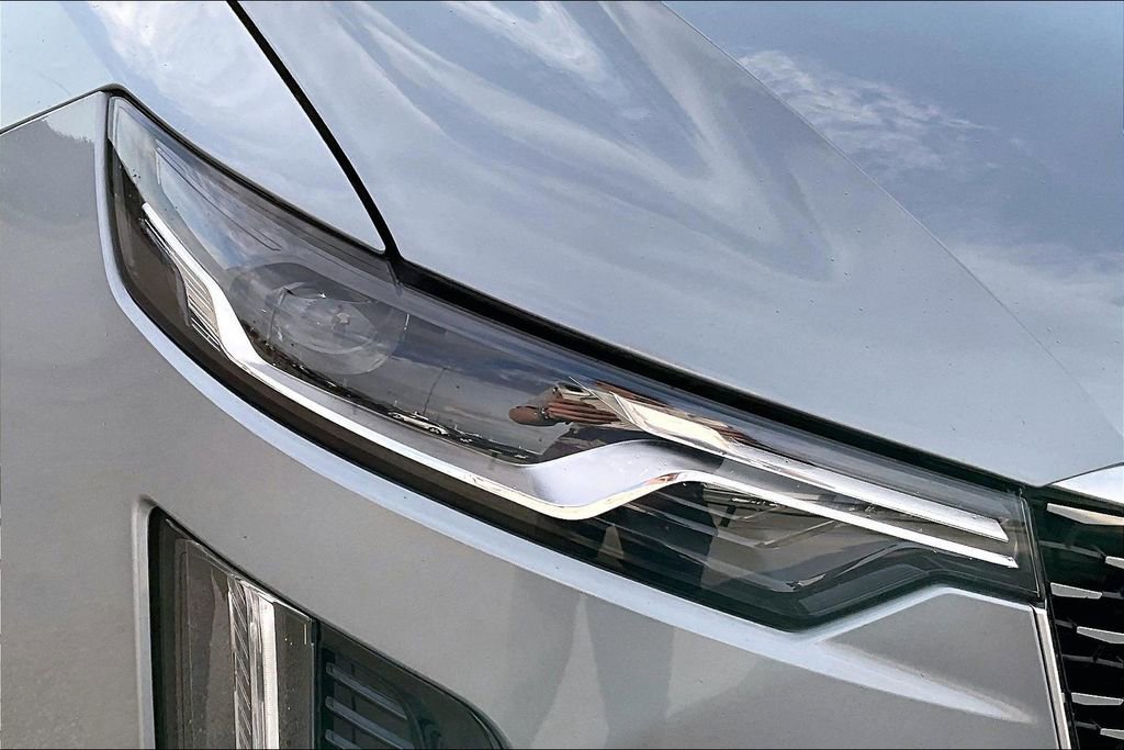 Certified 2024 Cadillac XT6 Premium Luxury w/ Technology Package image 30