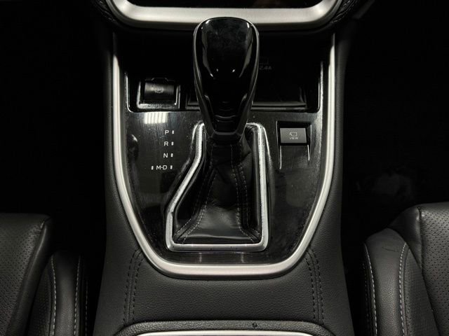 Used 2023 Subaru Outback Touring XT image 31