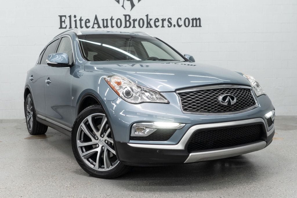 Used 2017 INFINITI QX50 2WD w/ Deluxe Touring Package image 7