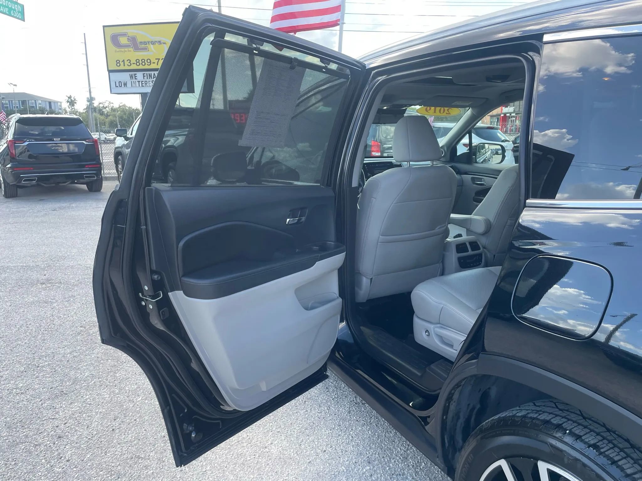Used 2019 Honda Pilot Elite image 16