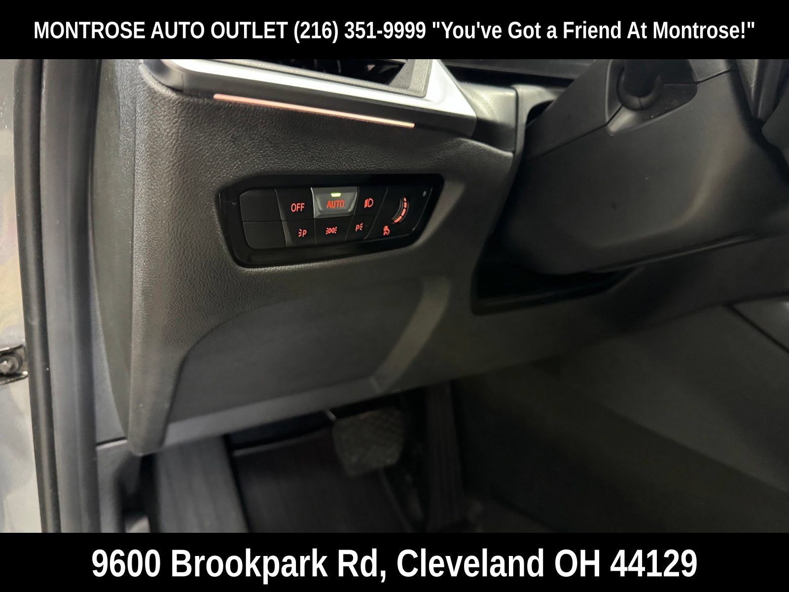 Used 2023 BMW 330i xDrive Sedan AWD/4WD image 16