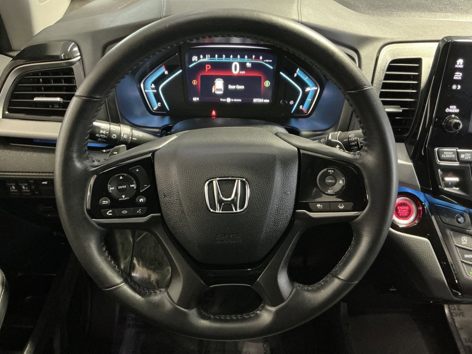 Used 2023 Honda Odyssey Touring image 17