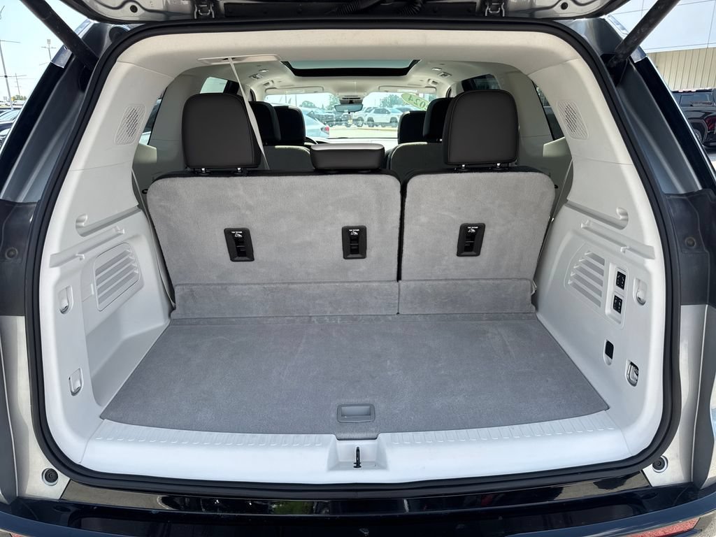 Used 2024 GMC Acadia Denali w/ Super Cruise Package FWD image 6