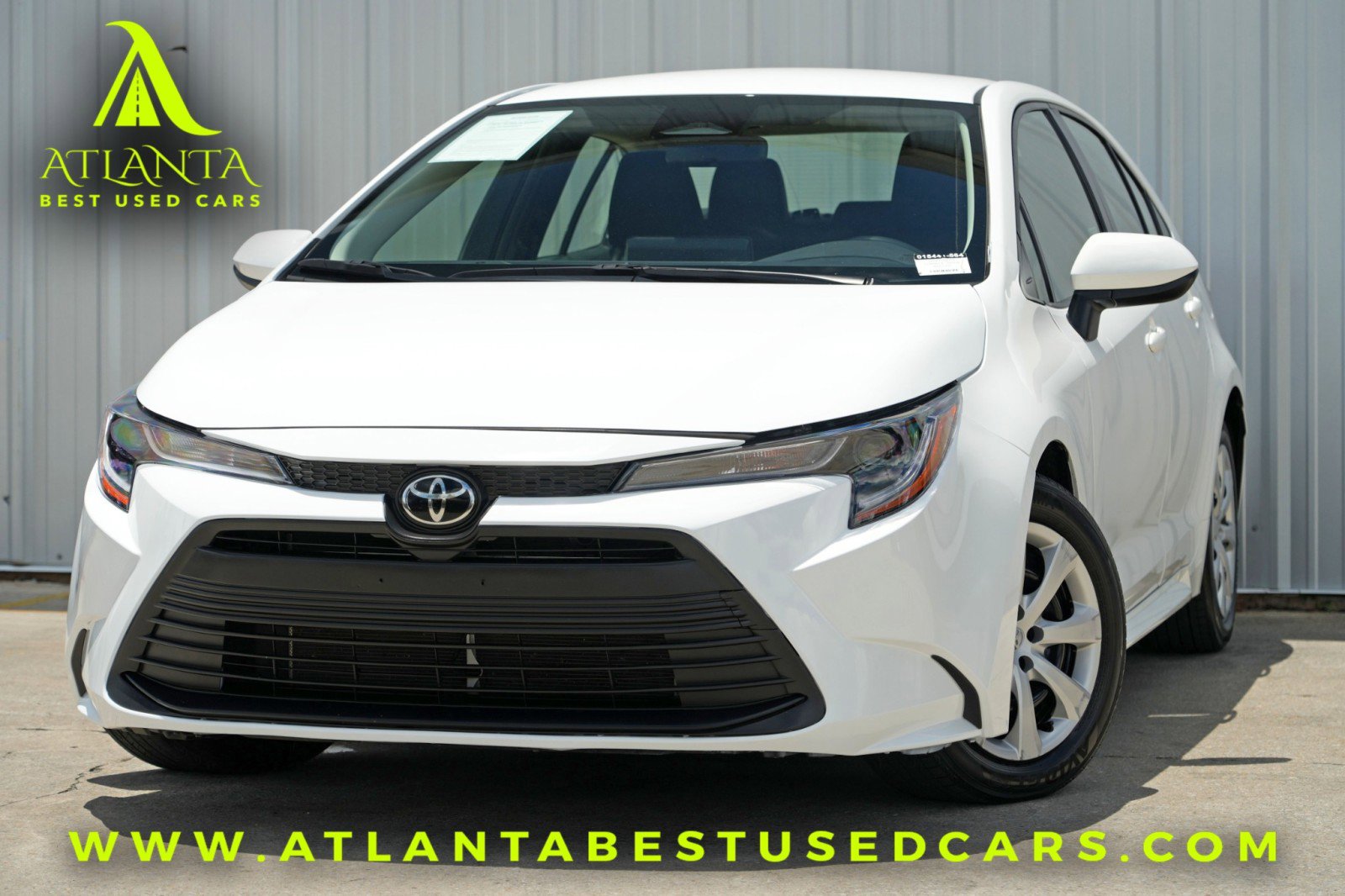 Used 2024 Toyota Corolla LE image 1