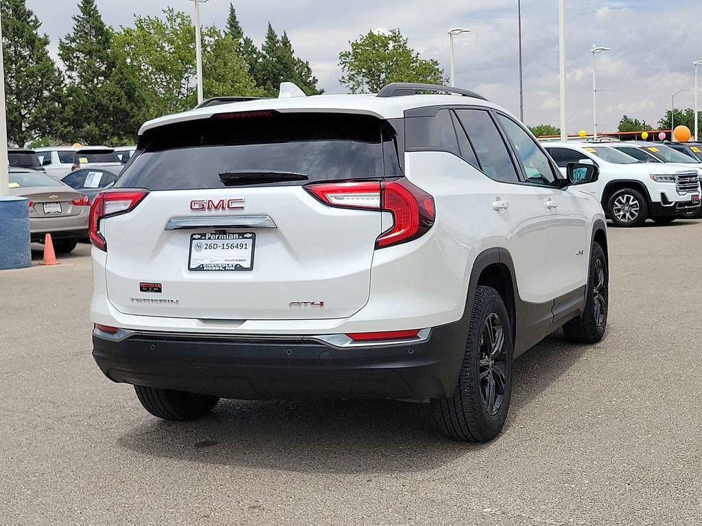 Used 2024 GMC Terrain AT4 w/ Tech Package AWD/4WD image 10