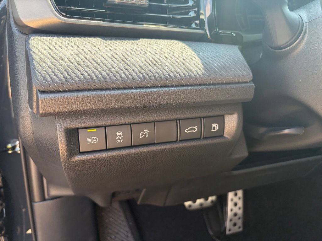 Used 2026 Toyota Camry SE w/ Convenience Package AWD/4WD image 26
