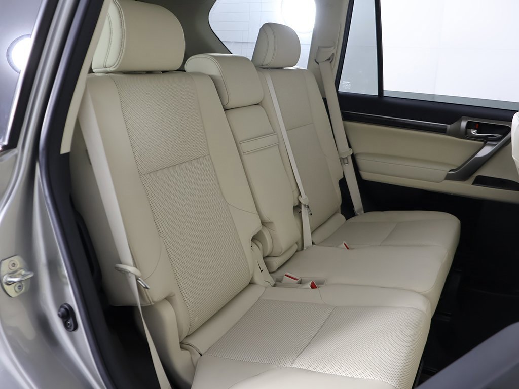 Used 2023 Lexus GX 460 Premium image 36