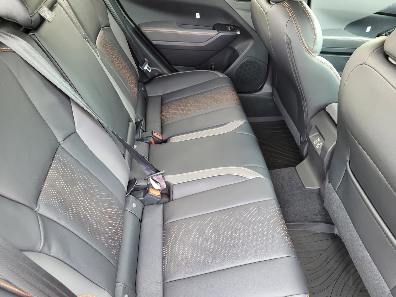 New 2026 Subaru Crosstrek 2.5i Limited w/ Crosstrek Mirror Package image 12