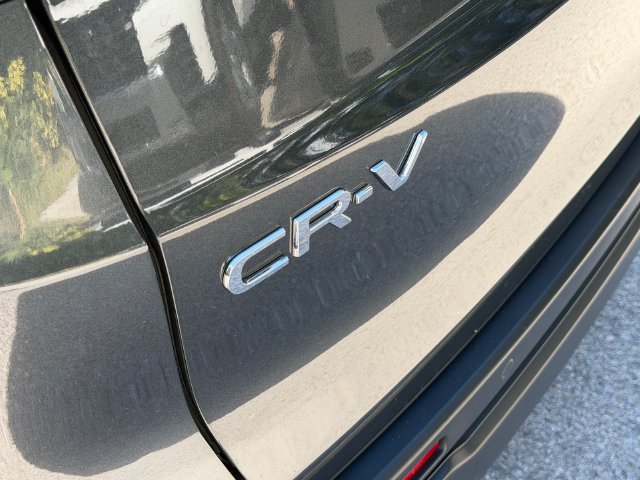 Used 2025 Honda CR-V EX-L image 16