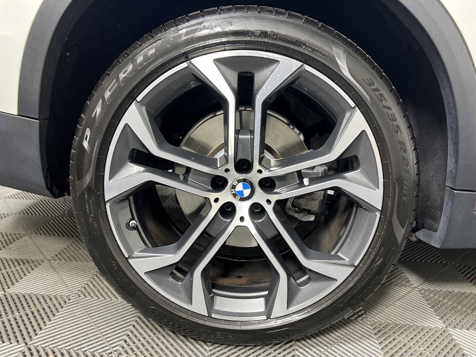 Used 2021 BMW X5 sDrive40i w/ Convenience Package image 30