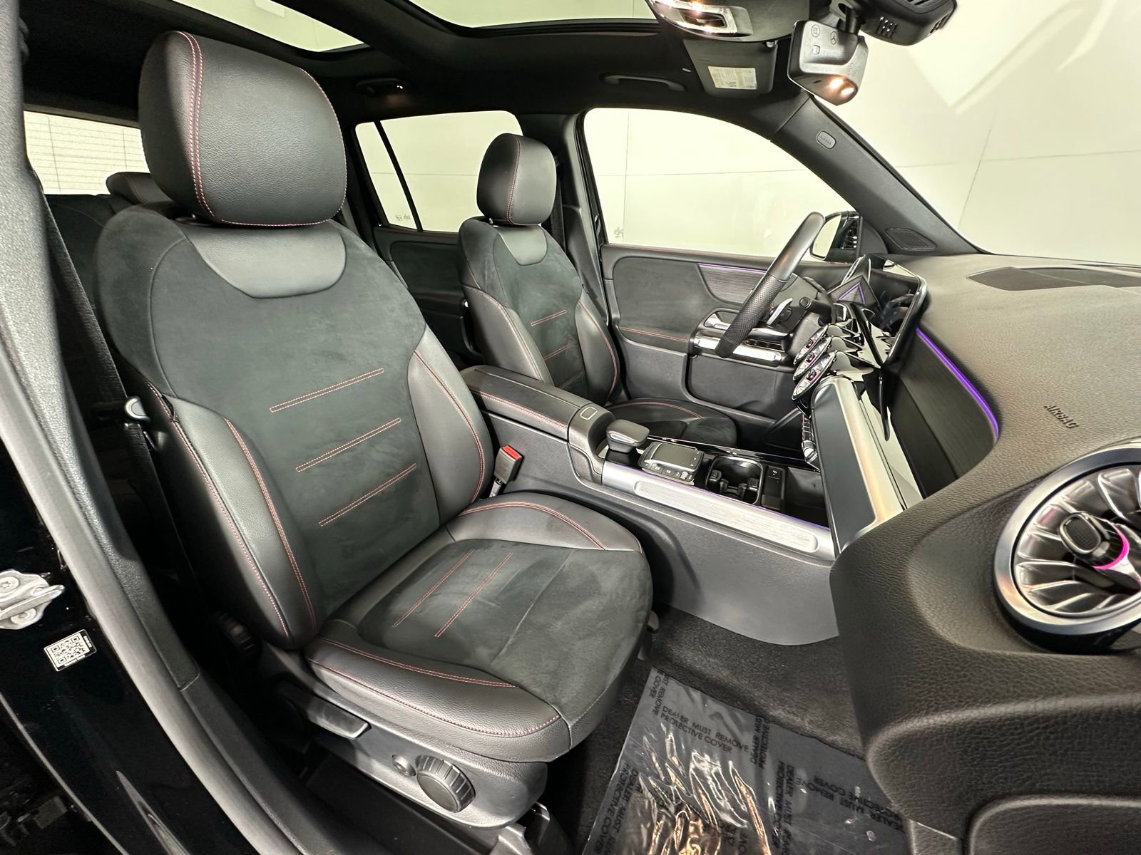 Used 2022 Mercedes-Benz GLB 250 4MATIC image 6