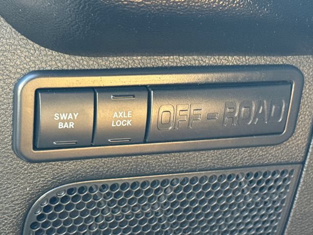 Used 2012 Jeep Wrangler Unlimited Rubicon w/ Dual Top Group AWD/4WD image 23