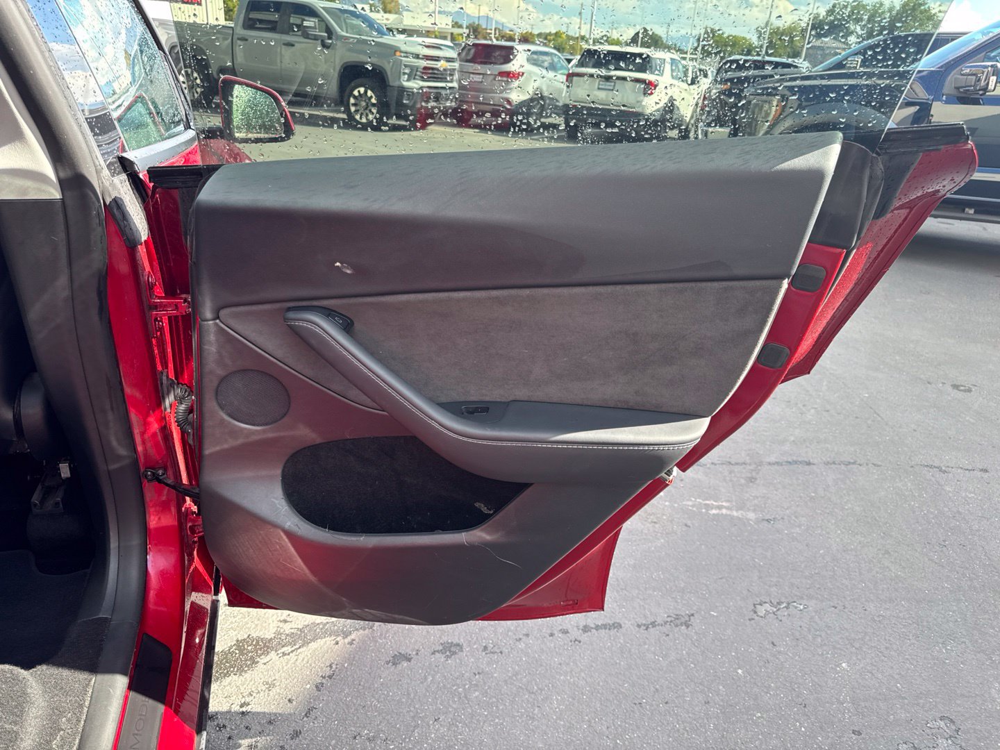 Used 2025 Tesla Model Y Long Range AWD/4WD image 13