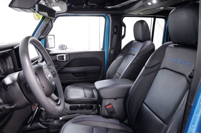 Used 2024 Jeep Wrangler Unlimited Rubicon 4xe image 16
