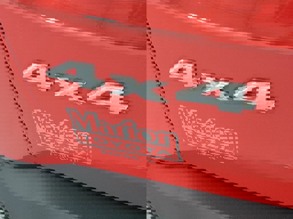 Used 2016 Jeep Renegade Limited image 10