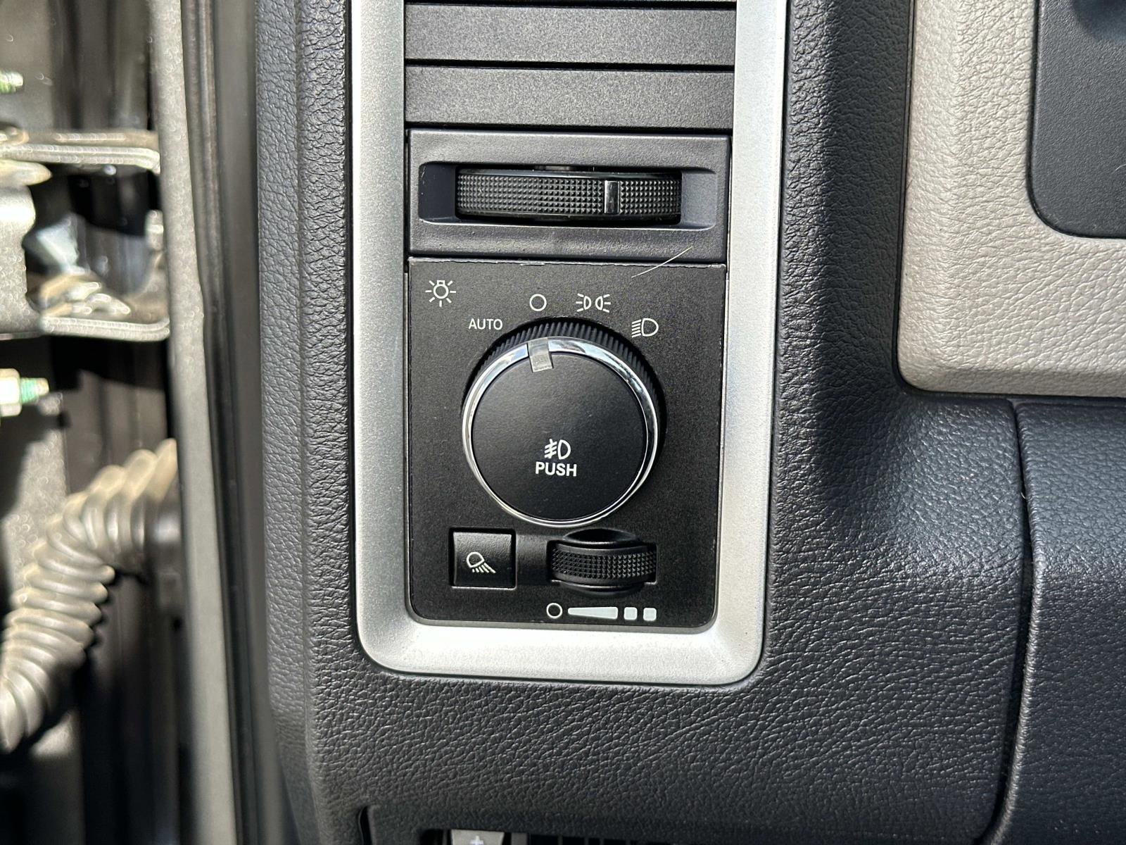 Used 2011 RAM 2500 Power Wagon w/ Luxury Group image 29