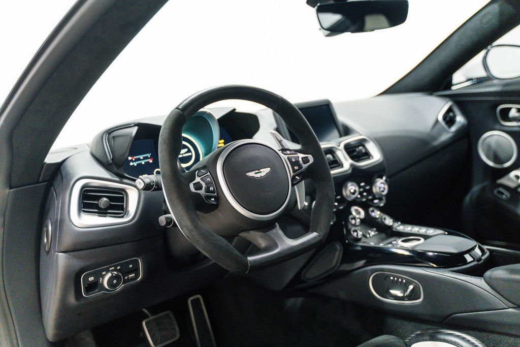 Used 2023 Aston Martin V12 Vantage RWD image 4