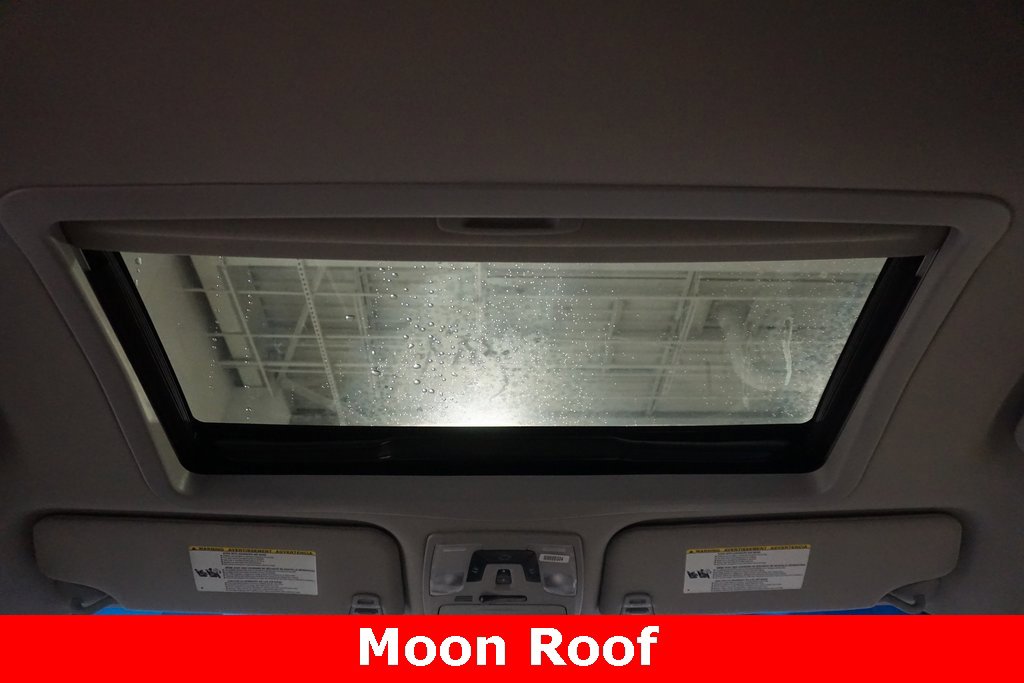 Used 2017 Toyota Sienna XLE image 8