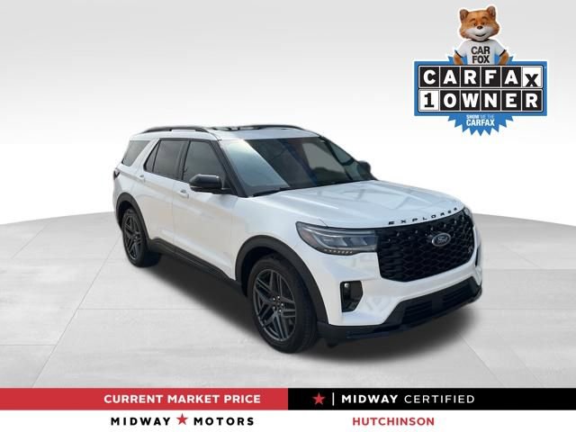 Used 2025 Ford Explorer ST AWD/4WD image 1