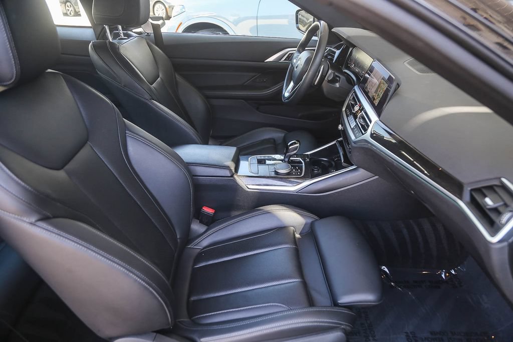 Used 2023 BMW 430i Coupe w/ Convenience Package RWD image 13