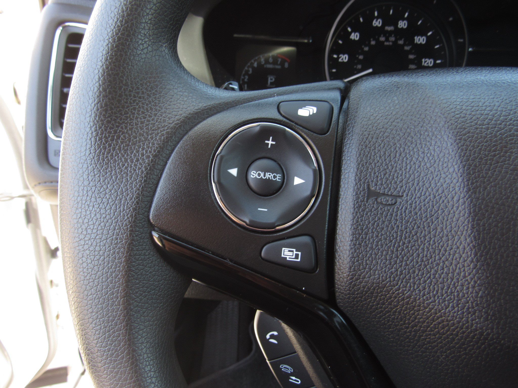 Certified 2019 Honda HR-V EX image 24