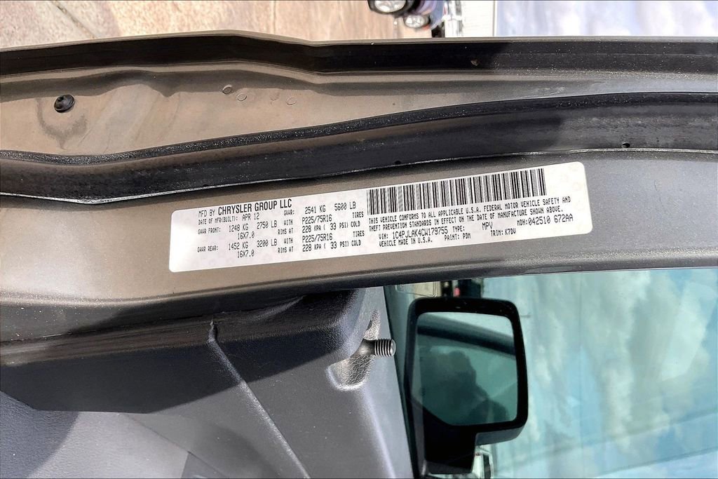 Used 2012 Jeep Liberty Sport w/ Driver Convenience Group image 15