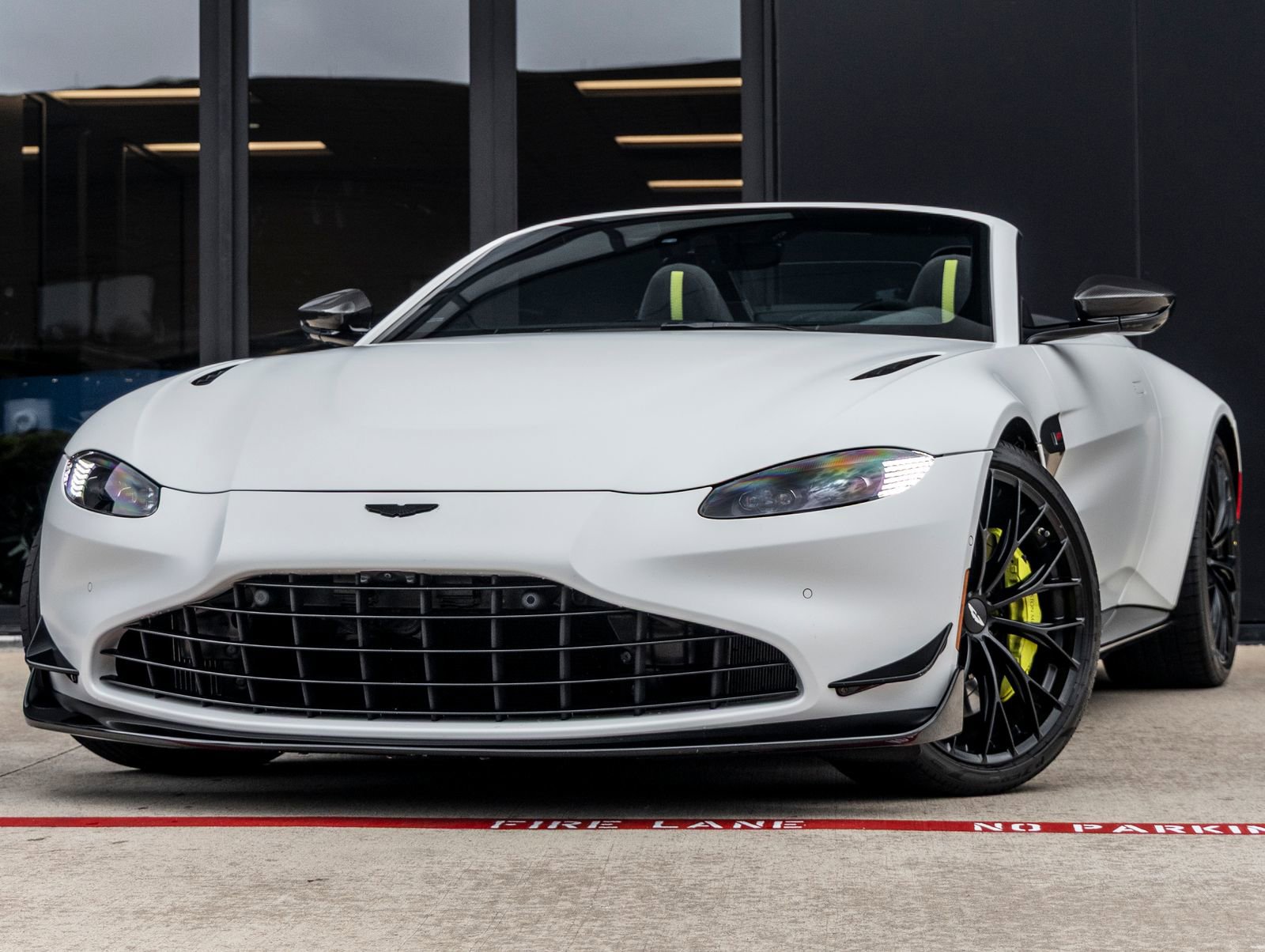 Used 2023 Aston Martin V8 Vantage Roadster