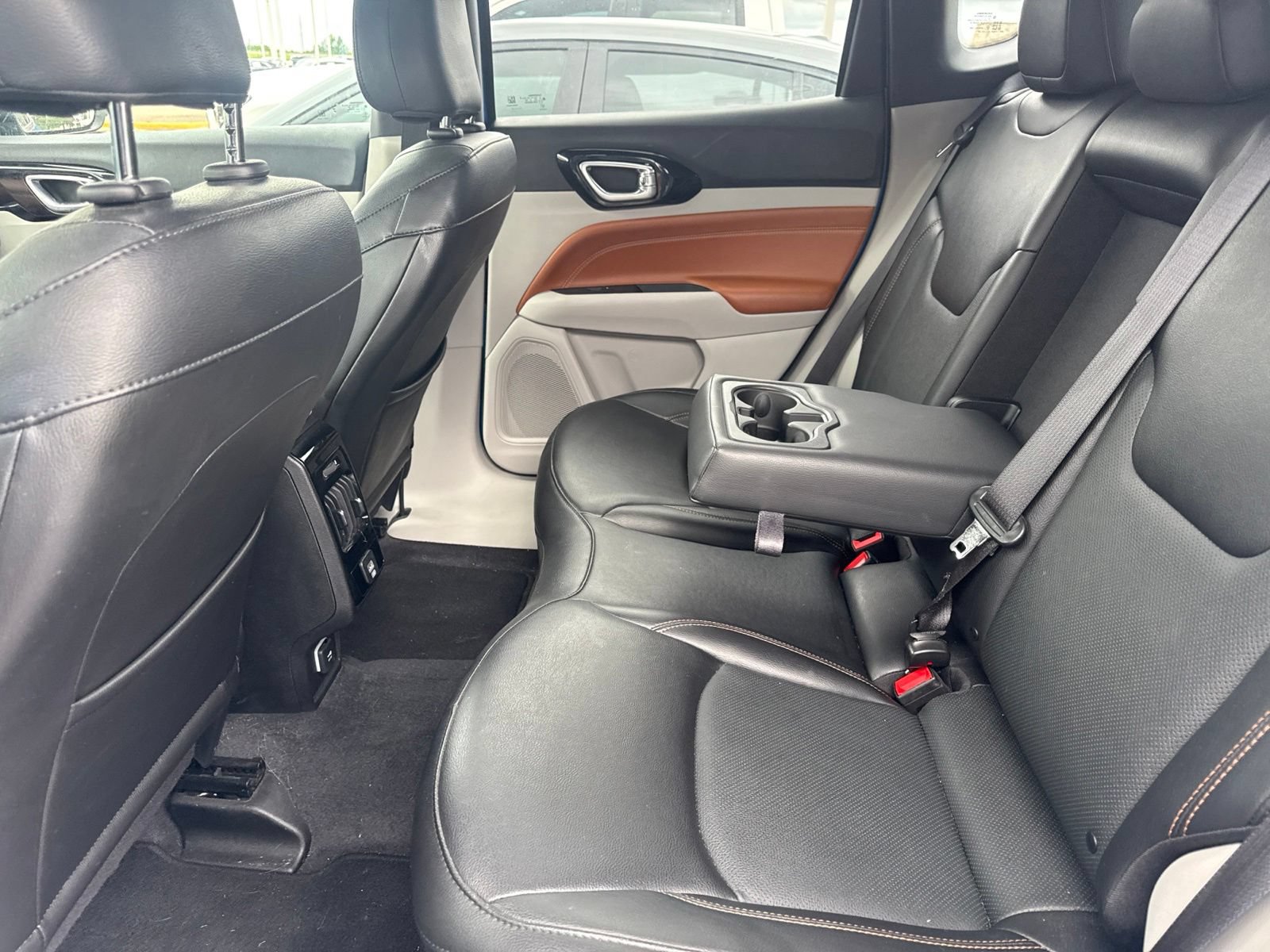 Used 2023 Jeep Compass Limited AWD/4WD image 16