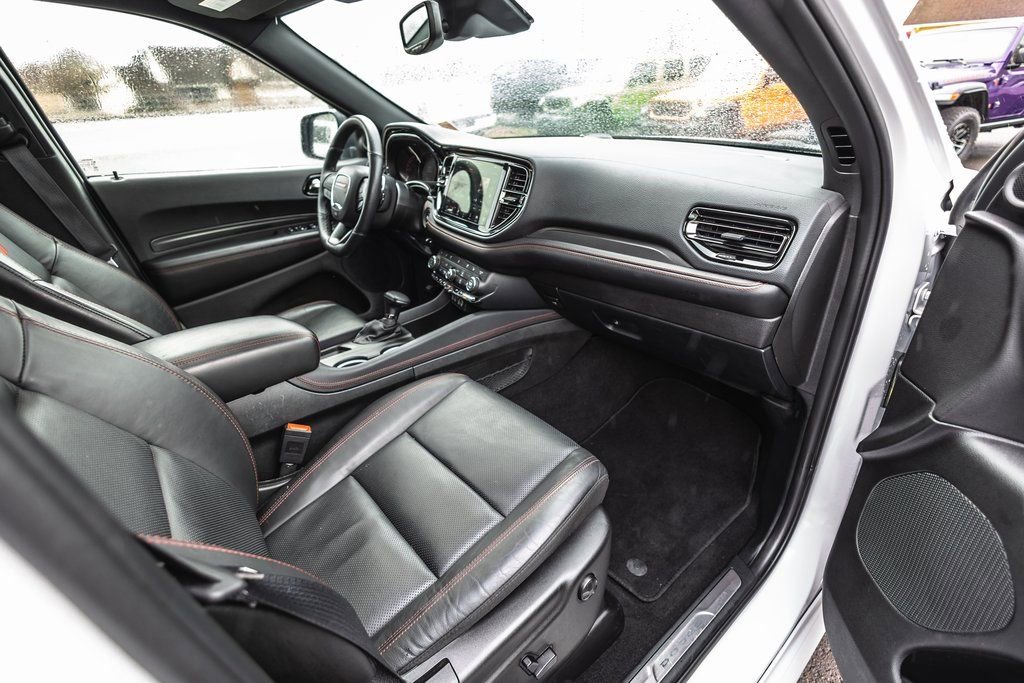 Used 2025 Dodge Durango GT image 27