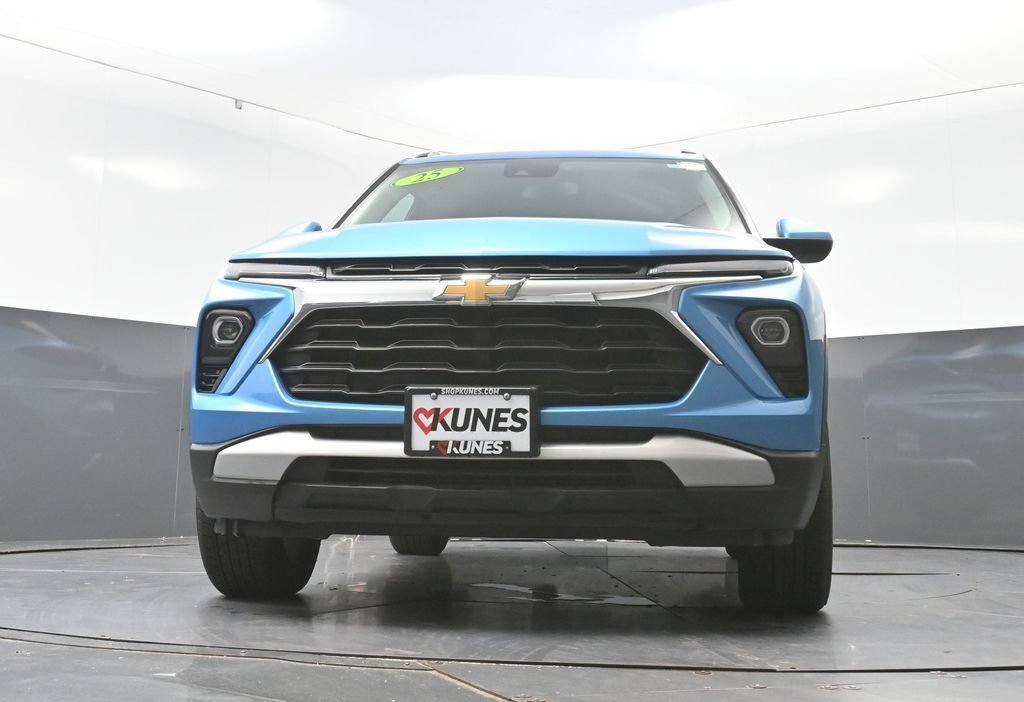 Used 2025 Chevrolet TrailBlazer LT AWD/4WD image 54