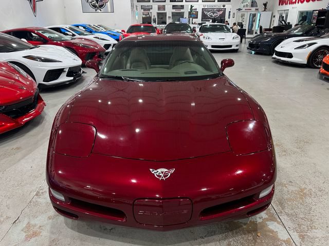 Used 2003 Chevrolet Corvette Coupe w/ Preferred Equipment Group RWD image 26