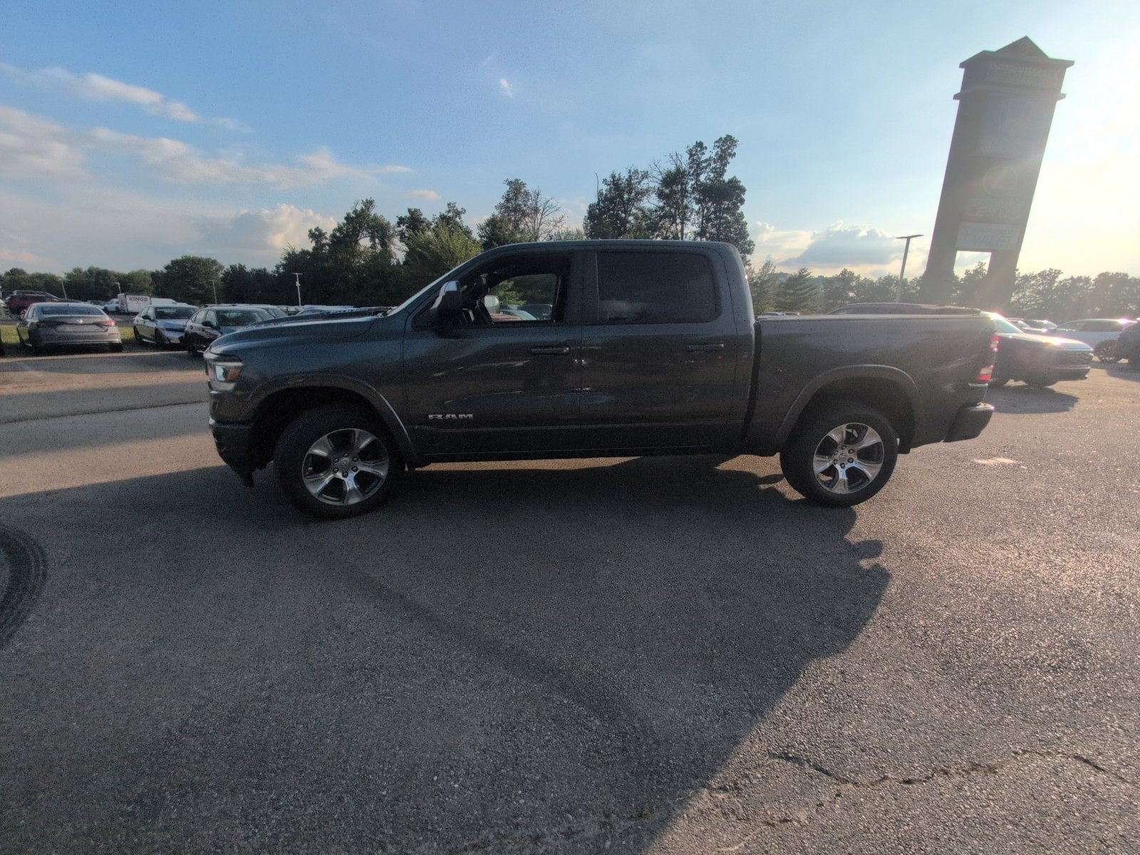 Used 2021 RAM 1500 Laramie w/ Sport Appearance Package AWD/4WD image 9