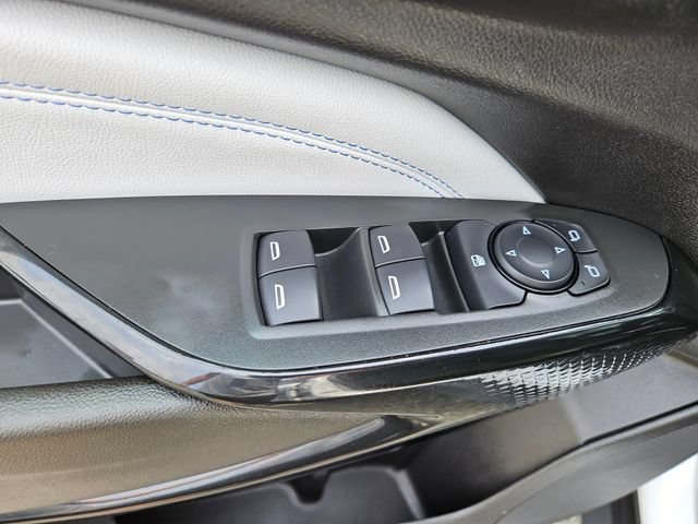 Used 2025 Chevrolet Trax LT FWD image 26