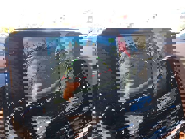 New 2025 Nissan Pathfinder Platinum image 17