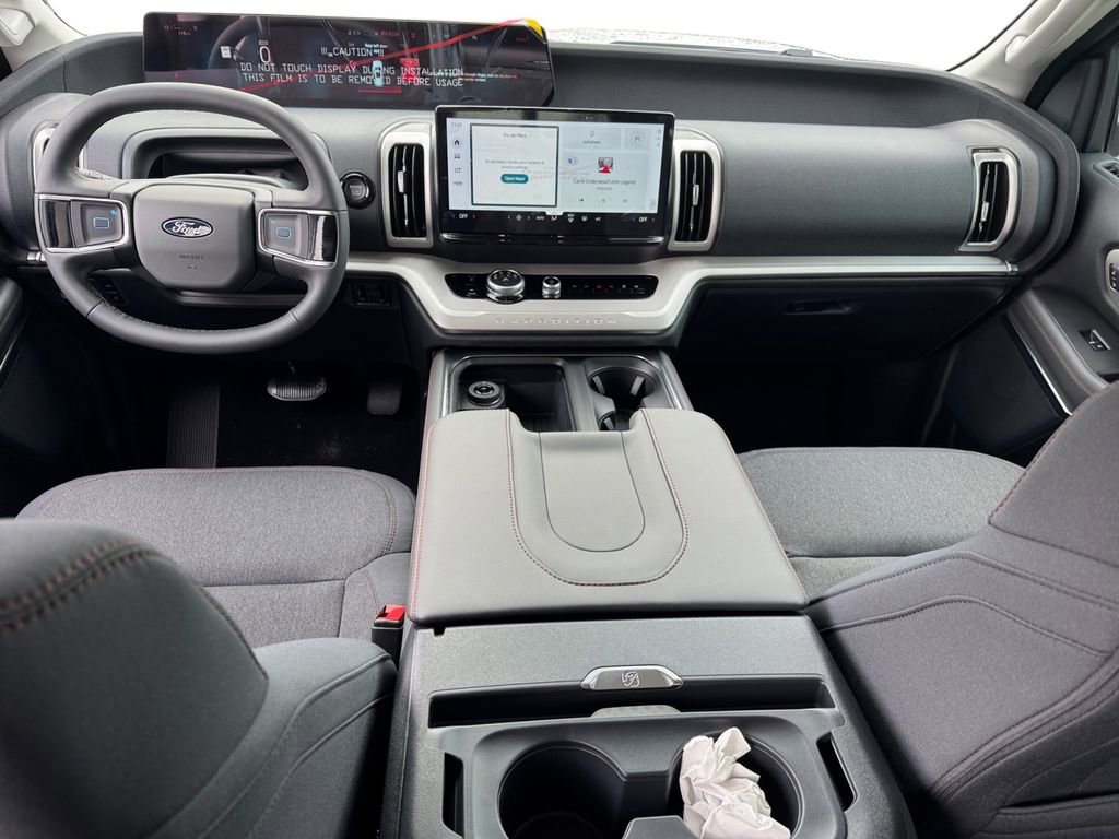 New 2025 Ford Expedition Active image 12