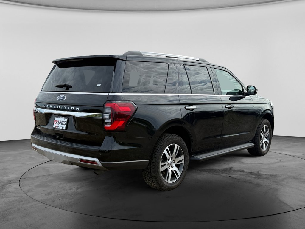 Used 2024 Ford Expedition Limited AWD/4WD image 10
