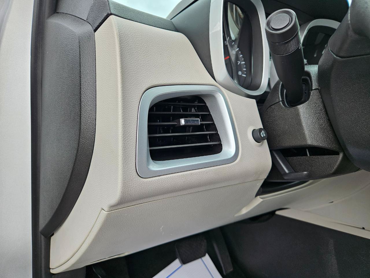Used 2012 Chevrolet Equinox LT w/ Driver Convenience Package FWD image 23