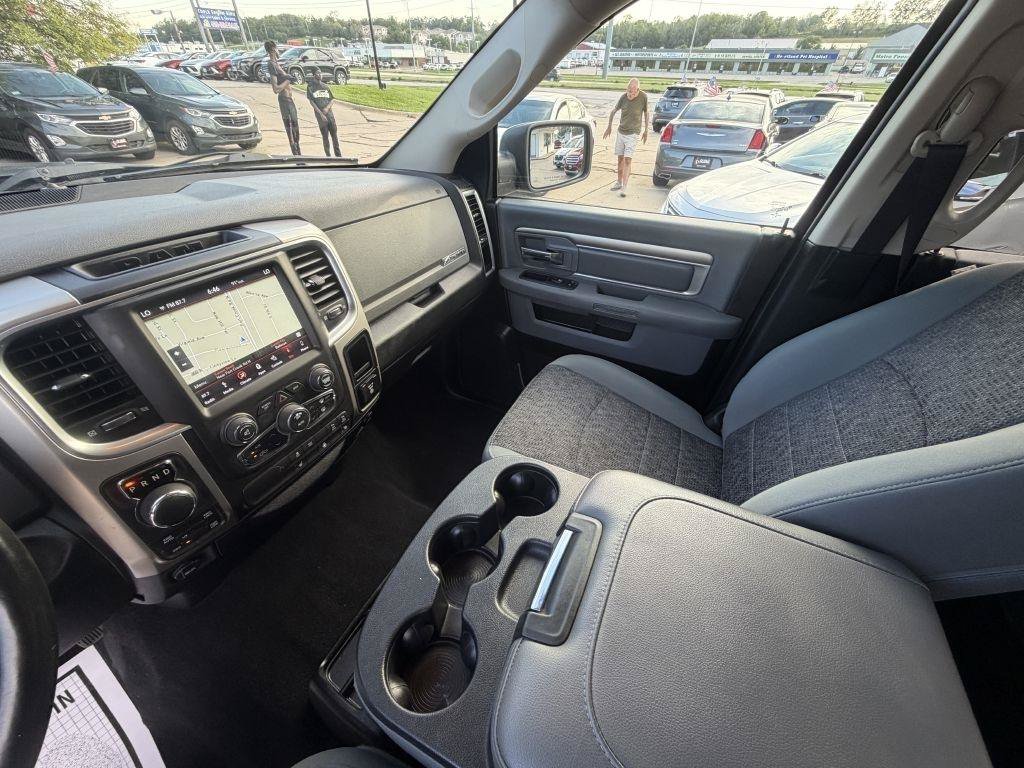 Used 2018 RAM 1500 Big Horn AWD/4WD image 18