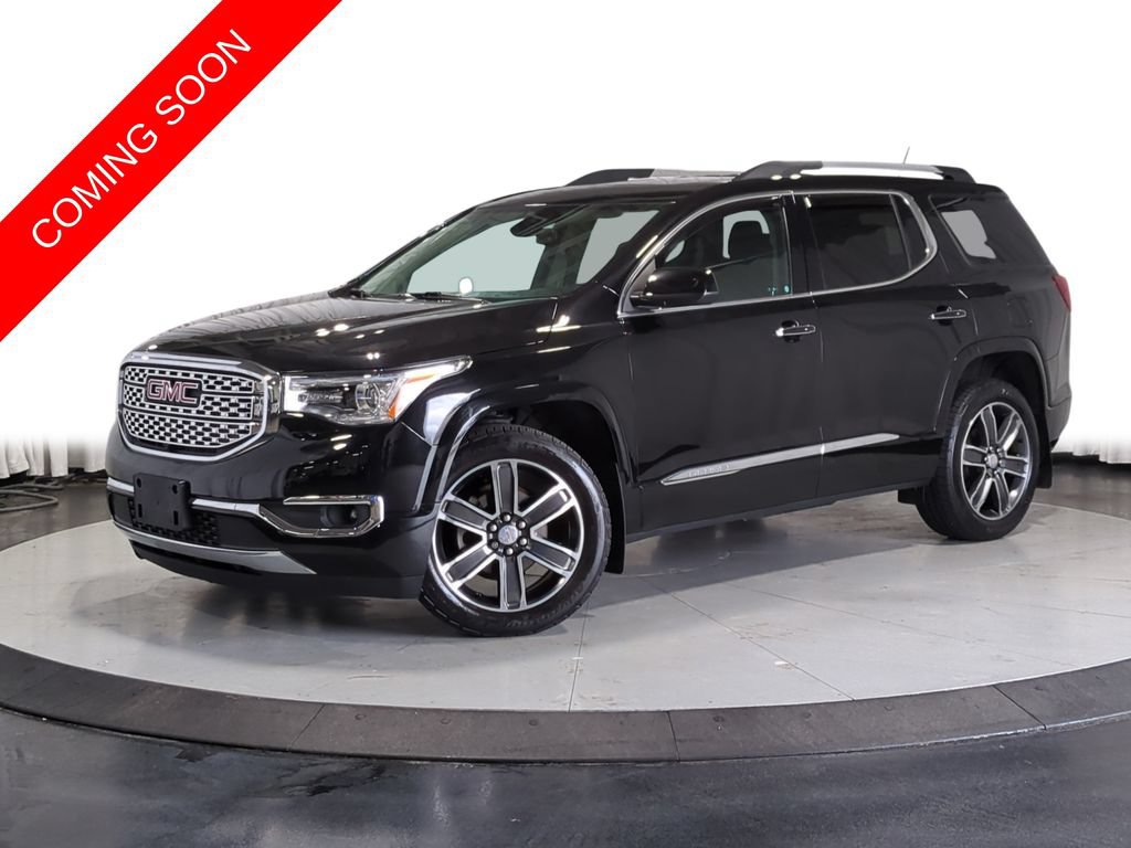 Used 2017 GMC Acadia Denali w/ Technology Package AWD/4WD image 1