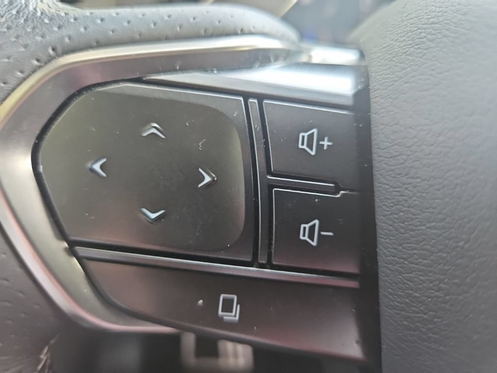 Used 2023 Lexus RX 500h F Sport w/ Cold Area Package AWD/4WD image 23