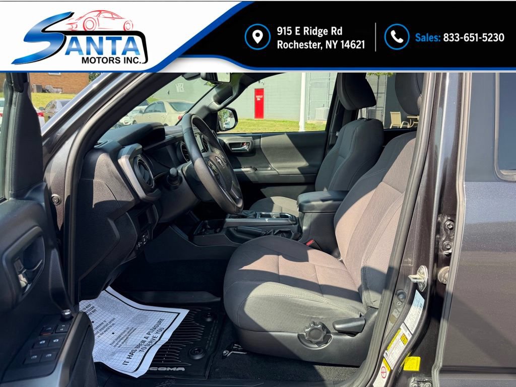 Used 2018 Toyota Tacoma TRD Sport AWD/4WD image 6