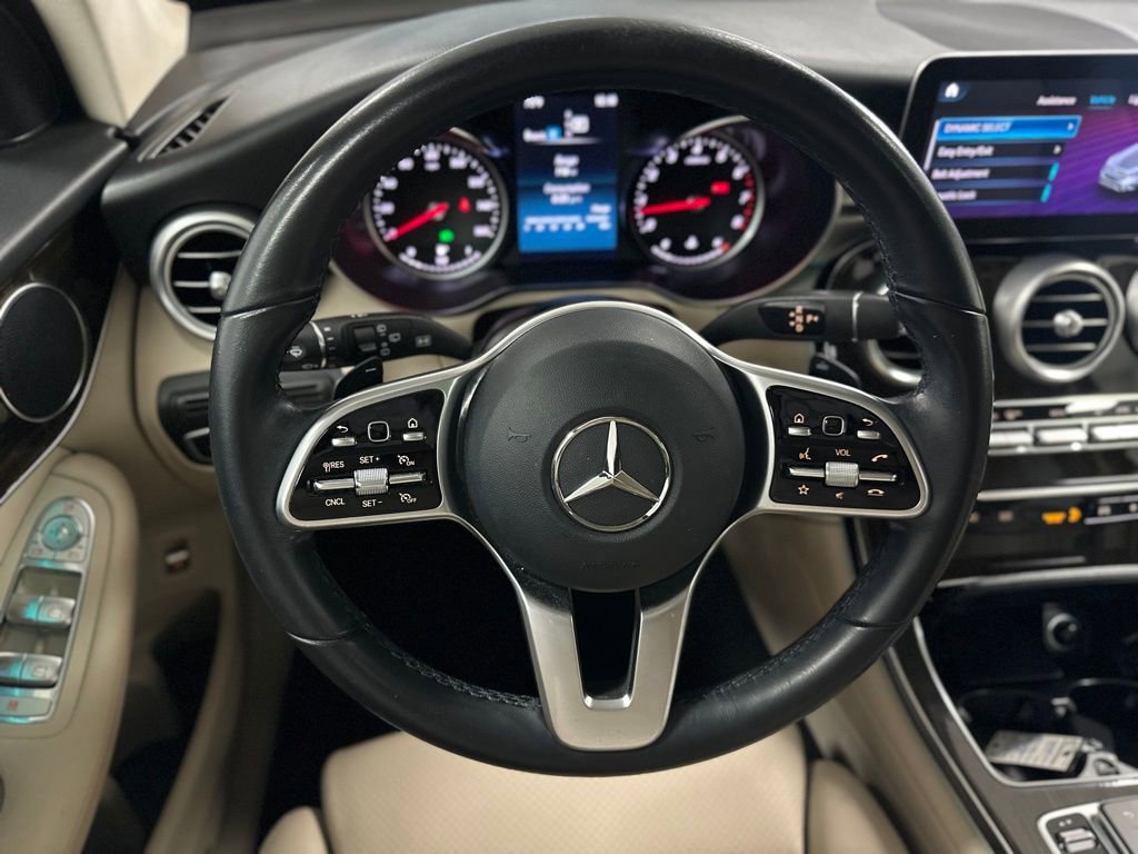 Used 2021 Mercedes-Benz GLC 300 image 5