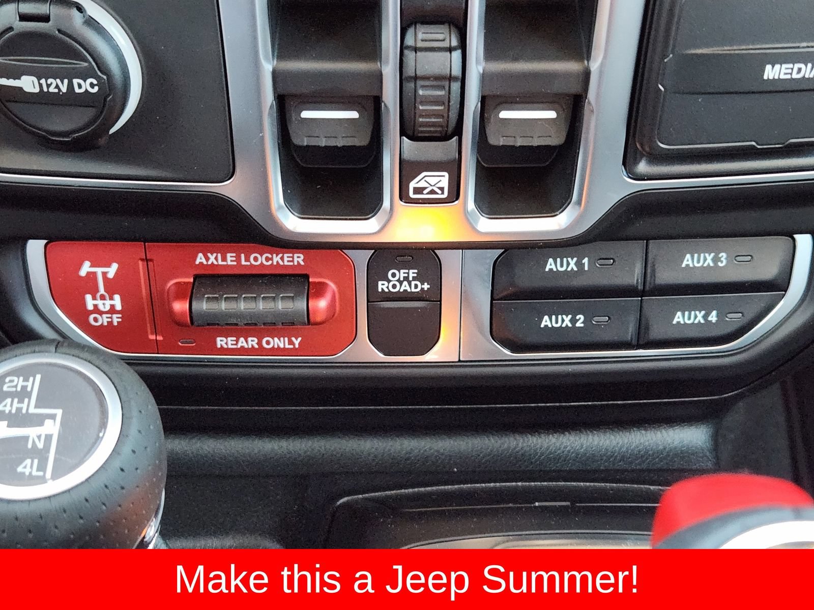 New 2026 Jeep Gladiator Mojave AWD/4WD image 27