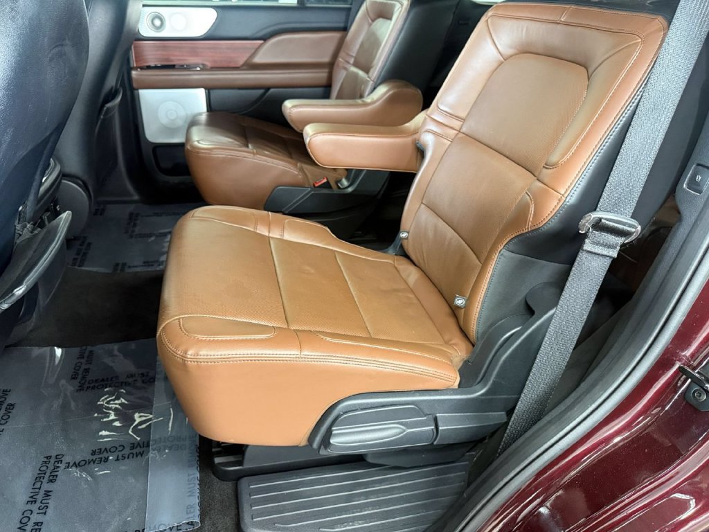 Certified 2023 Lincoln Navigator Reserve AWD/4WD image 28